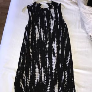 Summer dress size medium. New without tags